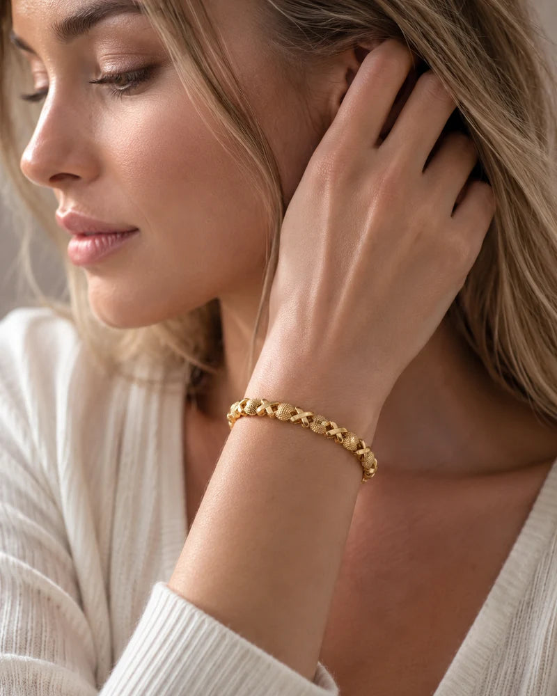 Gold Platted & Textured Gold Heart Bracelet For Beautiful Women's