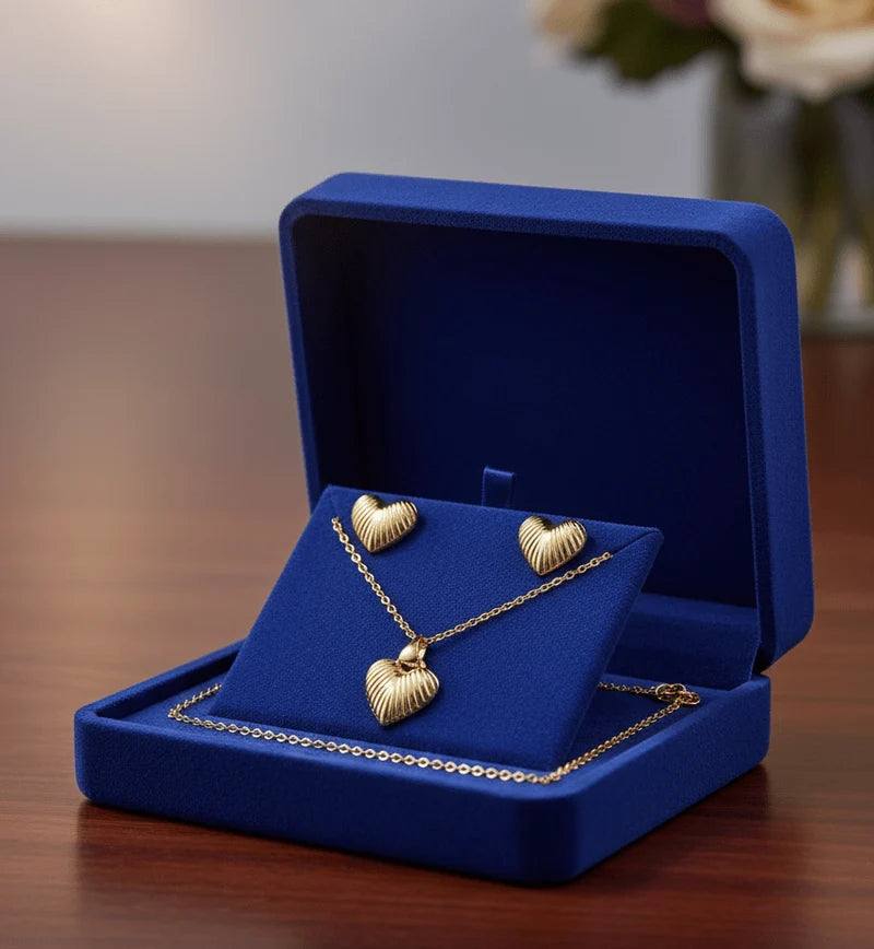 Gold Platted Heart Pendant Set - Luxury And Premium Apparence