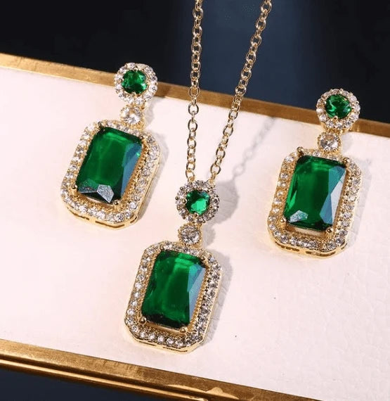 Royal & Luxury Gemstone Jewelry Set – Elegant Necklace & Earrings