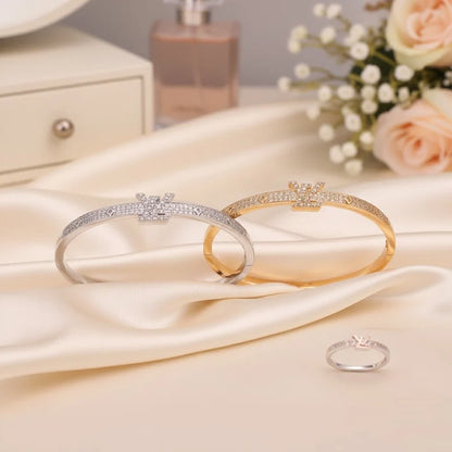 Gold Platted & Luxury  LV-Inspired Crown Bangle & Ring Set - Premium Appearance